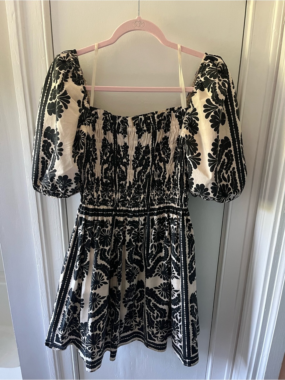 ANTONIO MELANI Black and Cream Floral Puff-Sleeve Smocked Mini Dress